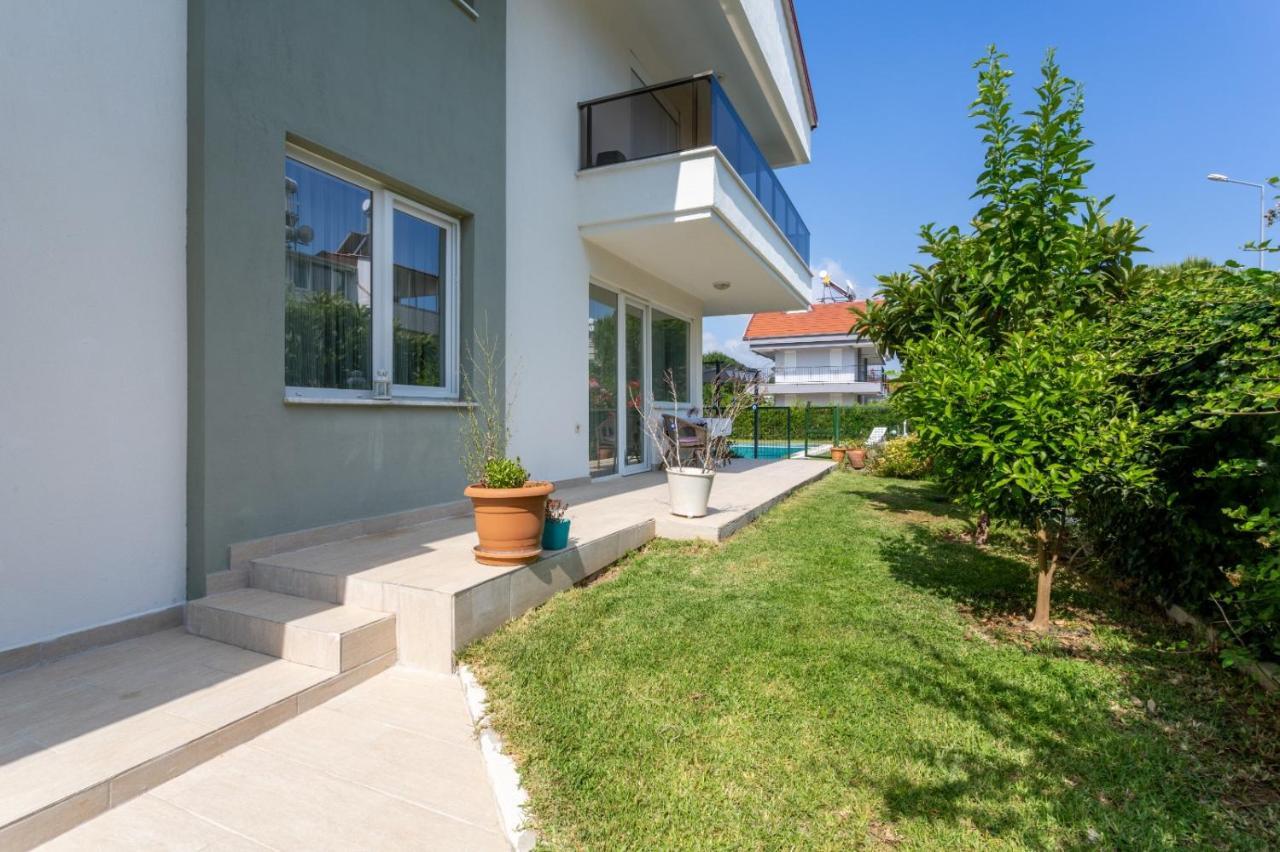 Ev Willa Belek